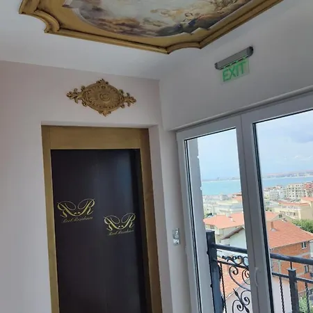 Roel Daire Sveti Vlas